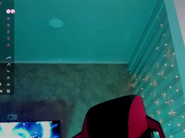 Live sex webcam photo for Charlotte-greys #291148503