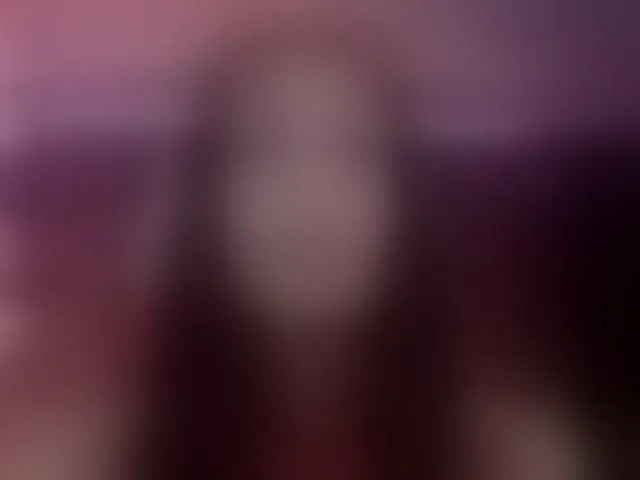 Live sex webcam photo for Charlotte-greys #292379256