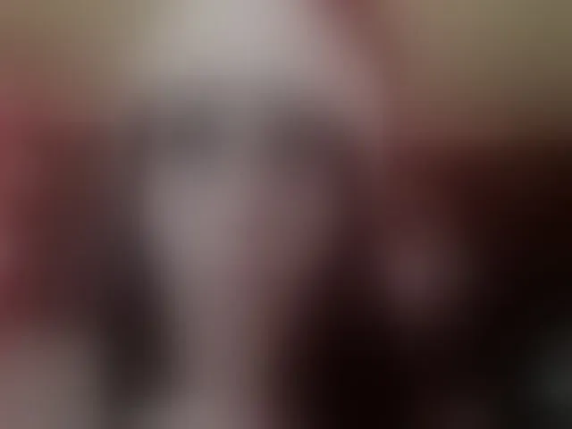 Live sex webcam photo for Charlotte-greys #292536076