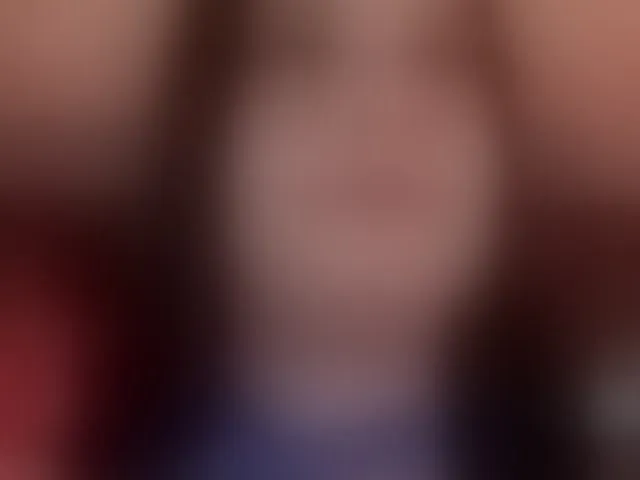Live sex webcam photo for Charlotte-greys #293374545