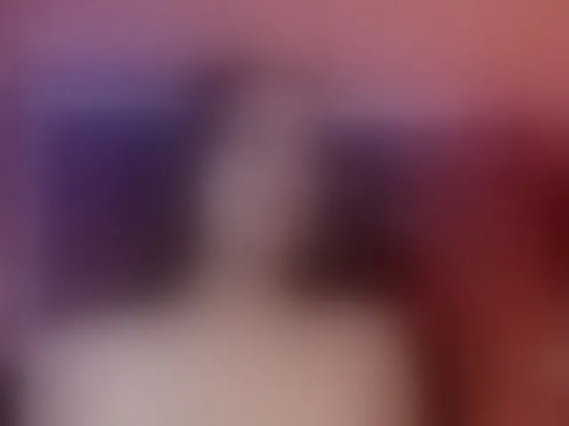 Live sex webcam photo for Charlotte-greys #293467824