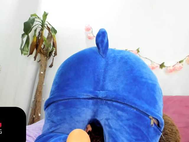 Live sex webcam photo for Charlotte-mwc #271718170