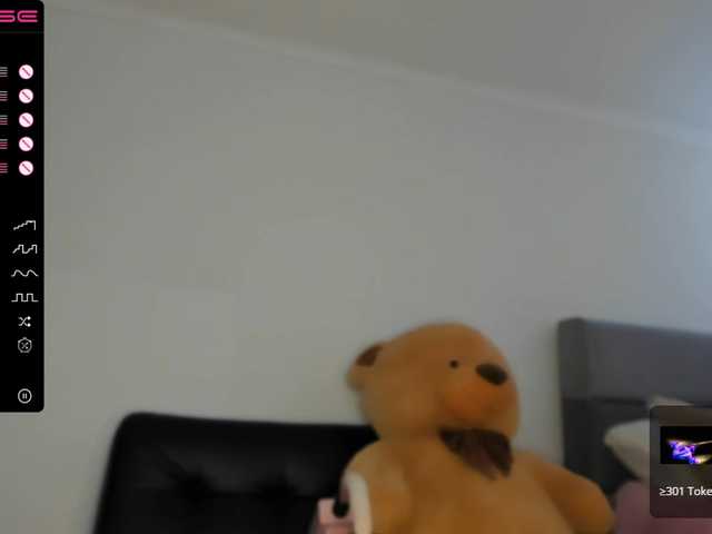 Live sex webcam photo for Charlotte-mwc #275924230