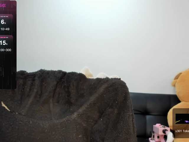 Live sex webcam photo for Charlotte-mwc #276807402