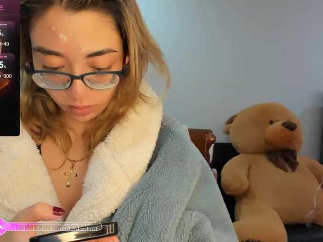 Live sex webcam photo for Charlotte-mwc #276873674