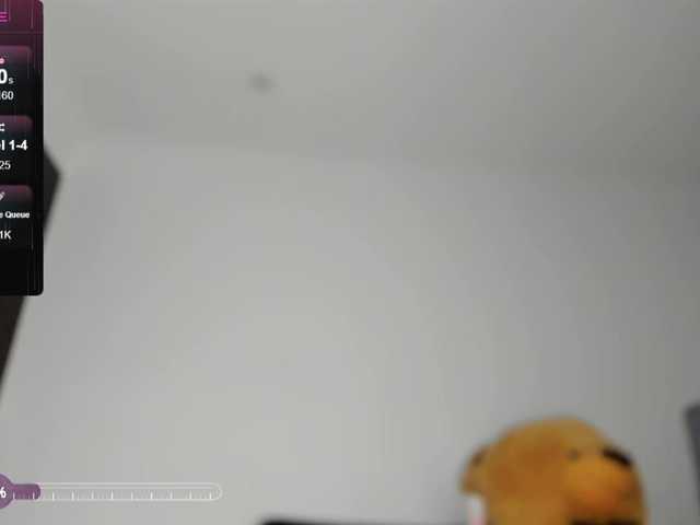 Live sex webcam photo for Charlotte-mwc #277662692