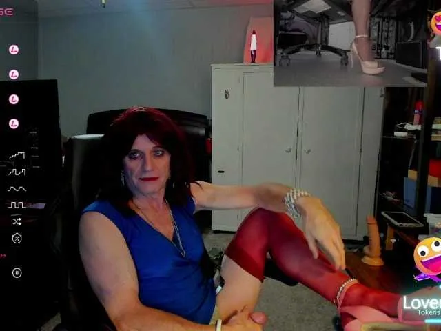 Live sex webcam photo for CharlotteAsh #276241231