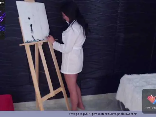 Live sex webcam photo for CharlotteBake #272099755