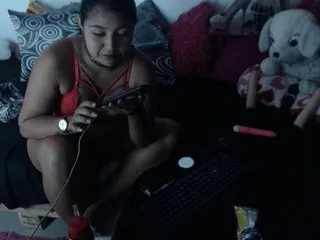 Live sex webcam photo for charlottehott #159329879