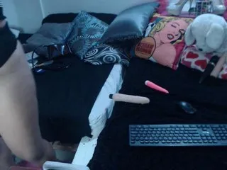 Live sex webcam photo for charlottehott #159546086