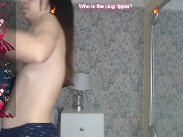 Live sex webcam photo for CharlotteMuller #289793960