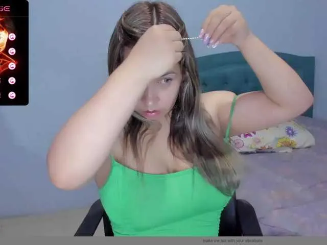 Live sex webcam photo for Charlottee91 #276574742