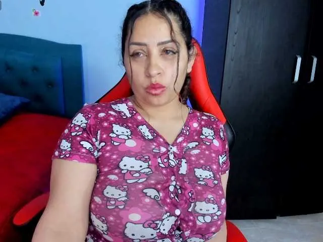 Live sex webcam photo for Charlottee91 #290688967