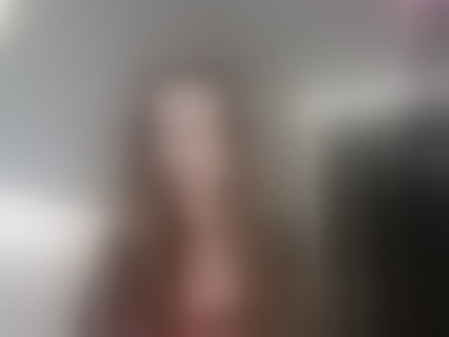 Live sex webcam photo for CharmAlina #294198064