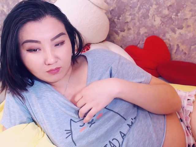 Live sex webcam photo for Charmerrr #272720077