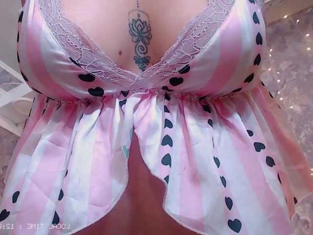 Live sex webcam photo for Charmerrr #273031096