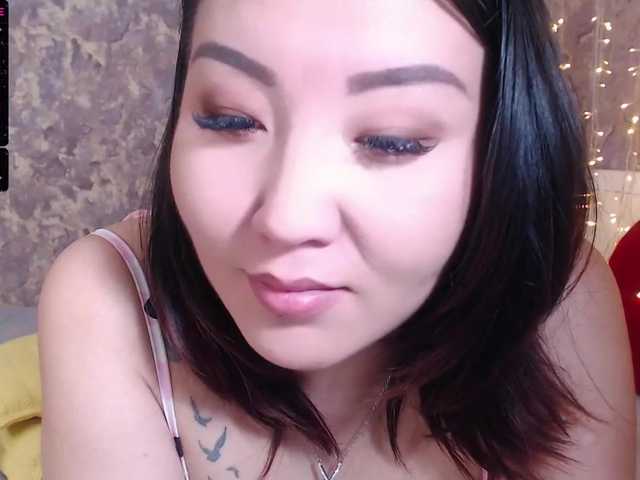 Live sex webcam photo for Charmerrr #273158960