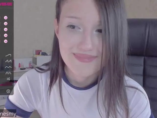 Live sex webcam photo for Charmesmi #274451854