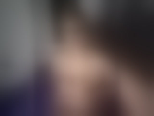 Live sex webcam photo for CharmingAura2 #293966943