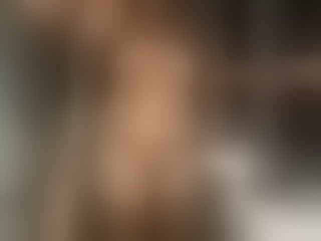 Live sex webcam photo for CharmingAura2 #294062238