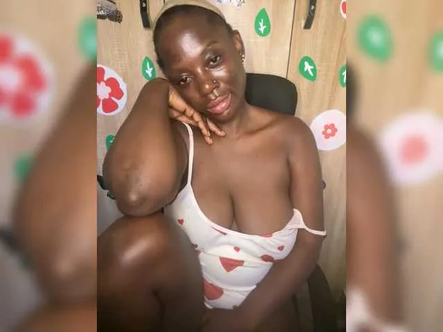 Live sex webcam photo for CharmingAura2 #294073024