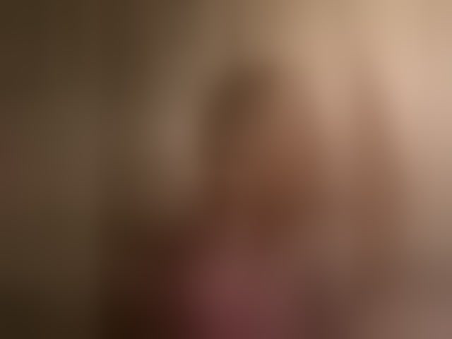 Live sex webcam photo for CharmingAura2 #294093557