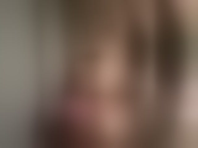 Live sex webcam photo for CharmingAura2 #294189256
