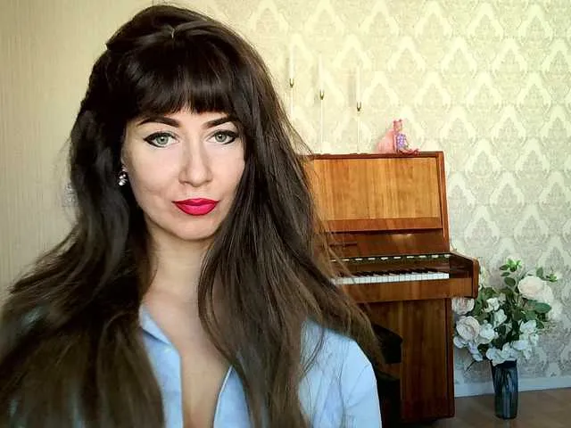 Live sex webcam photo for Charmingvenus11701 #290778623