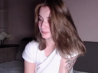 Live sex webcam photo for ChattyLady #182336400