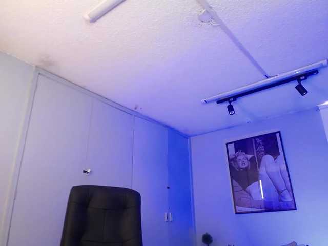 Live sex webcam photo for Cheerryll #287995928