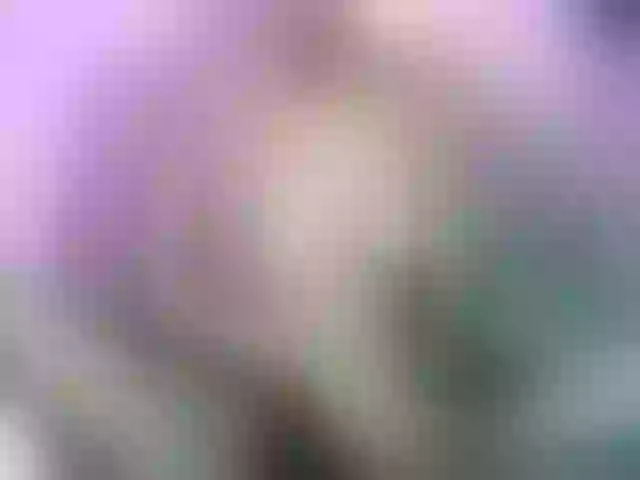 Live sex webcam photo for Chellah01 #291041889