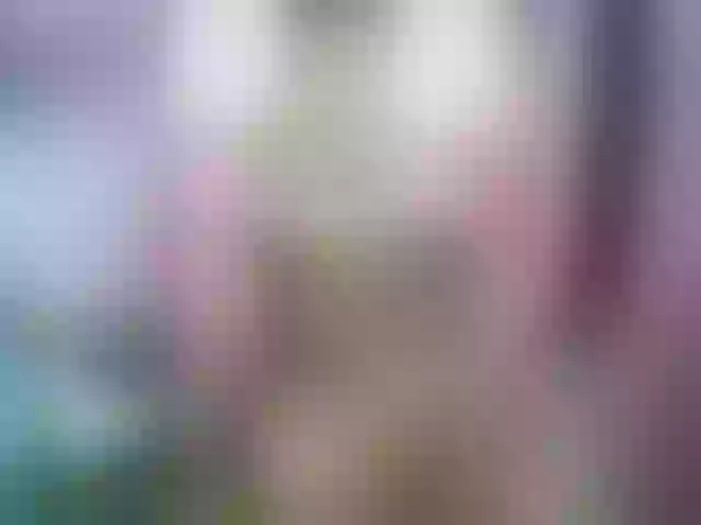 Live sex webcam photo for Chellah01 #291272109