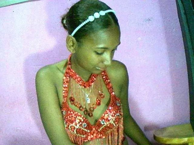 Live sex webcam photo for Chellah01 #291667754
