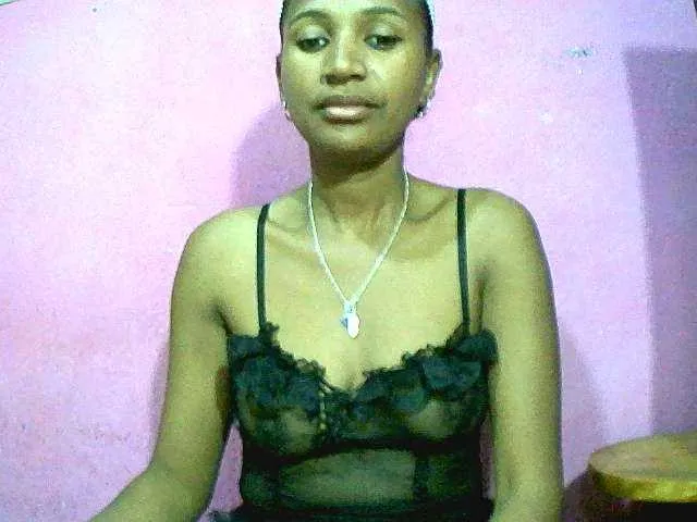 Live sex webcam photo for Chellah01 #291712510