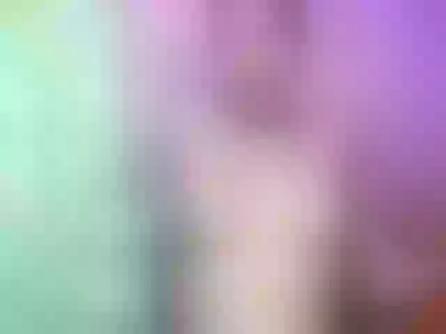 Live sex webcam photo for Chellah01 #292129641