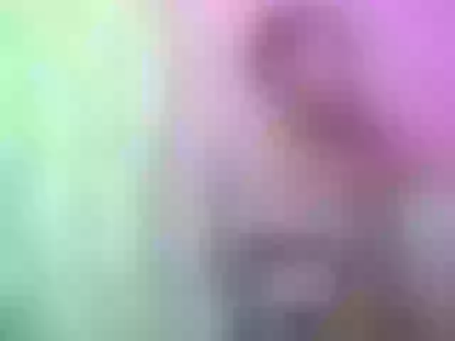 Live sex webcam photo for Chellah01 #292144374