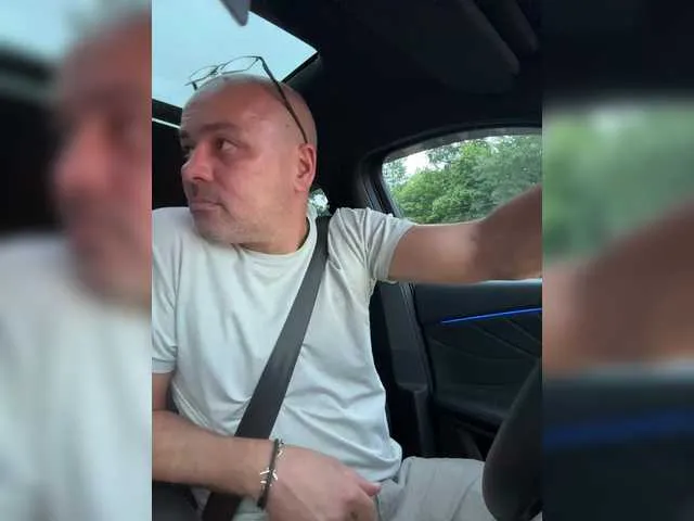 Live sex webcam photo for ChelovekChel #291286842