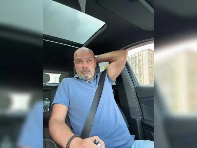 Live sex webcam photo for ChelovekChel #291726472