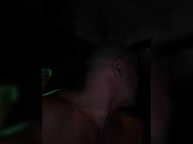 Live sex webcam photo for ChelovekChel #292378327