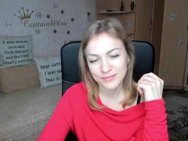 Live sex webcam photo for CherishSia #271872590