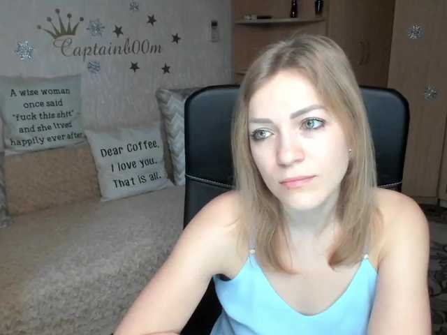Live sex webcam photo for CherishSia #271979095