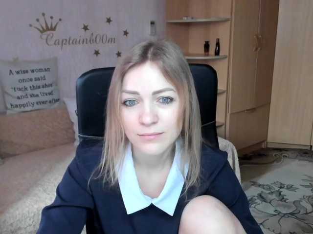 Live sex webcam photo for CherishSia #272695453