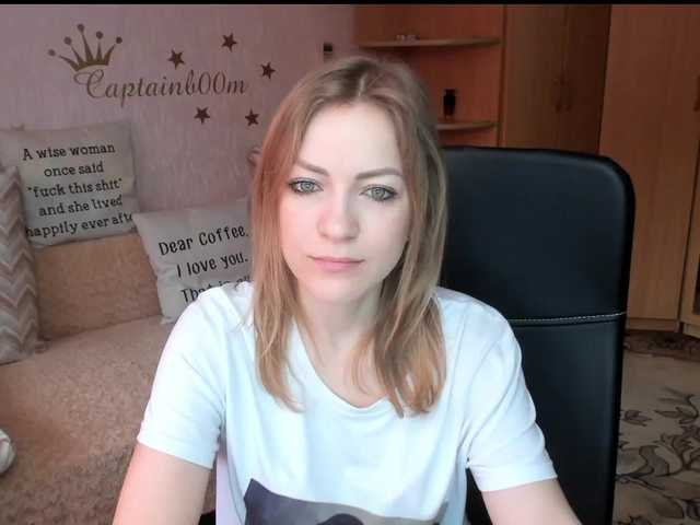 Live sex webcam photo for CherishSia #272893575