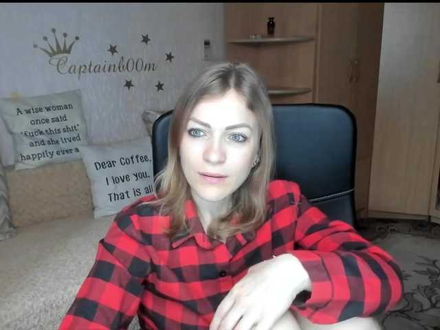 Live sex webcam photo for CherishSia #273072177