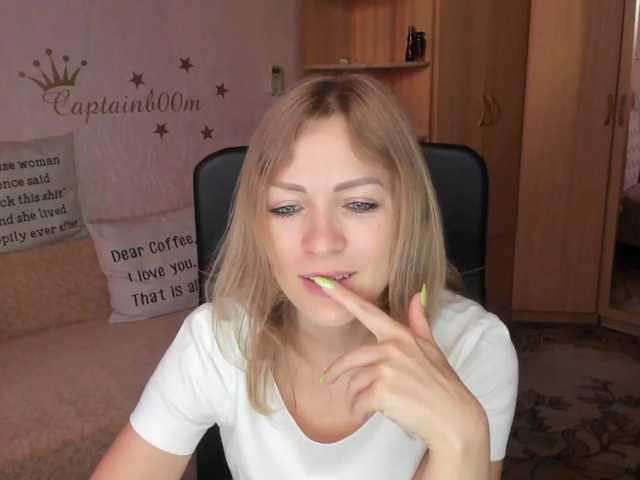 Live sex webcam photo for CherishSia #273991046