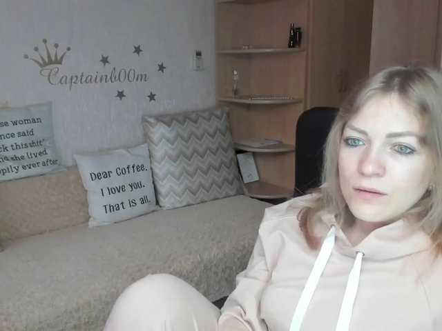 Live sex webcam photo for CherishSia #274137069