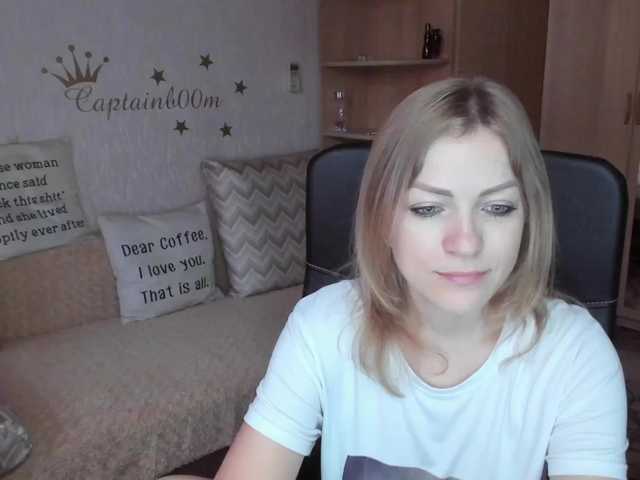 Live sex webcam photo for CherishSia #274301217