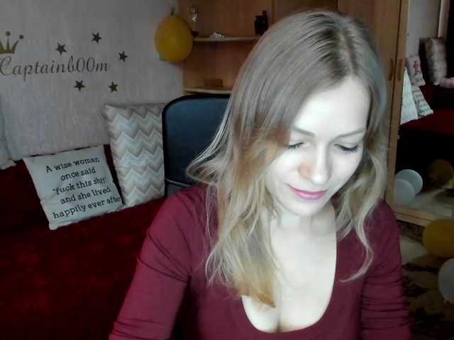 Live sex webcam photo for CherishSia #276253423