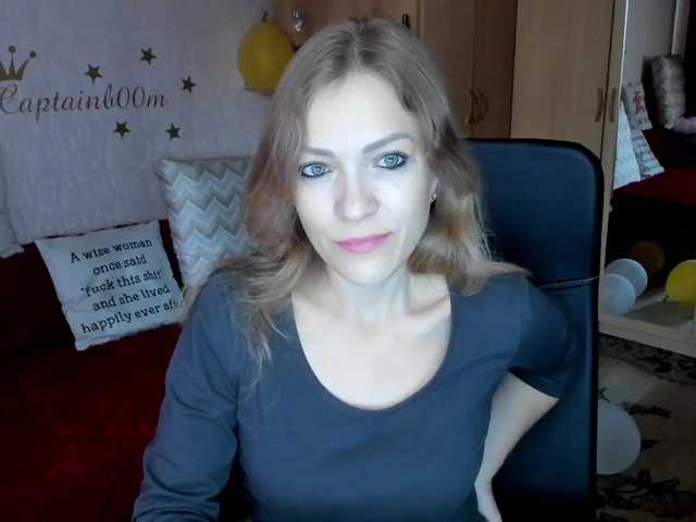 Live sex webcam photo for CherishSia #276276163