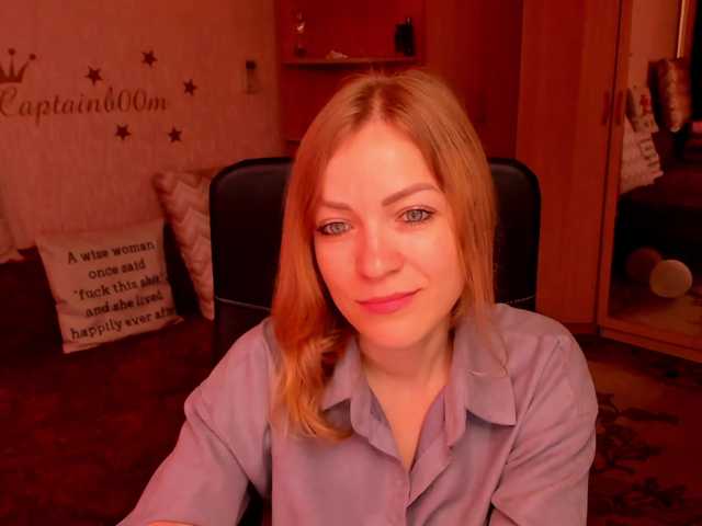 Live sex webcam photo for CherishSia #276487272